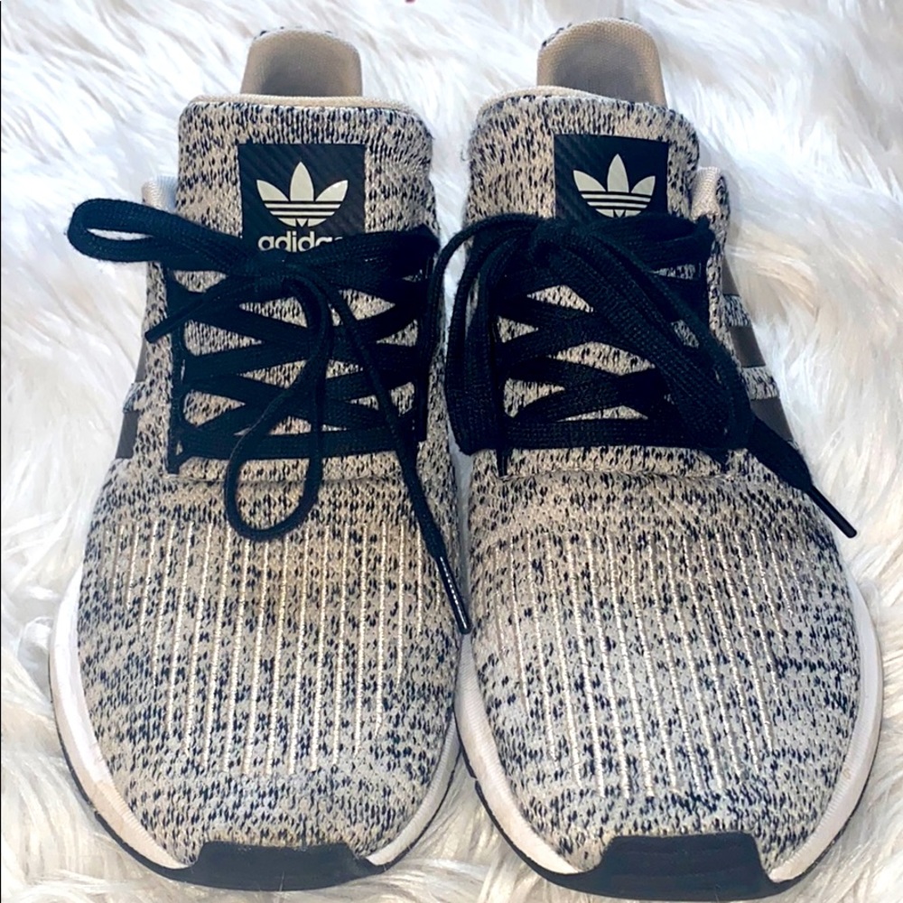 Adidas women swift running shoe